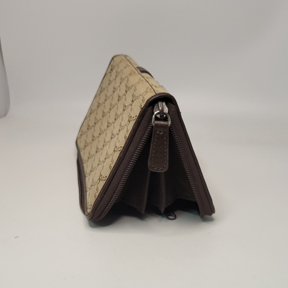 ▪︎New! Etienne Aigner Canvas Wallet - Picture 10 of 14